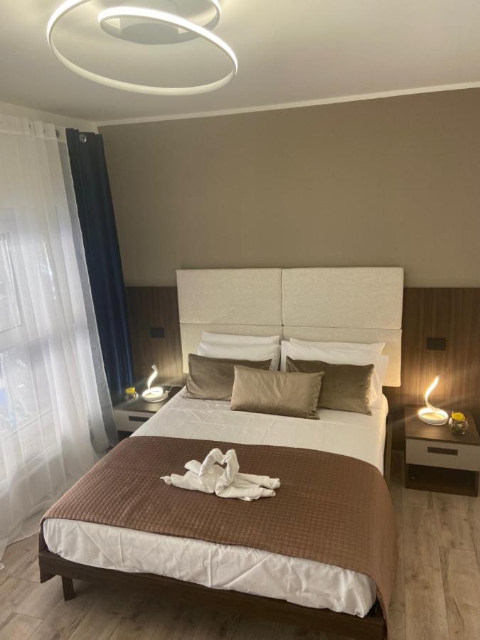 Hotel Plaza Ungheria 巴勒莫 外观 照片