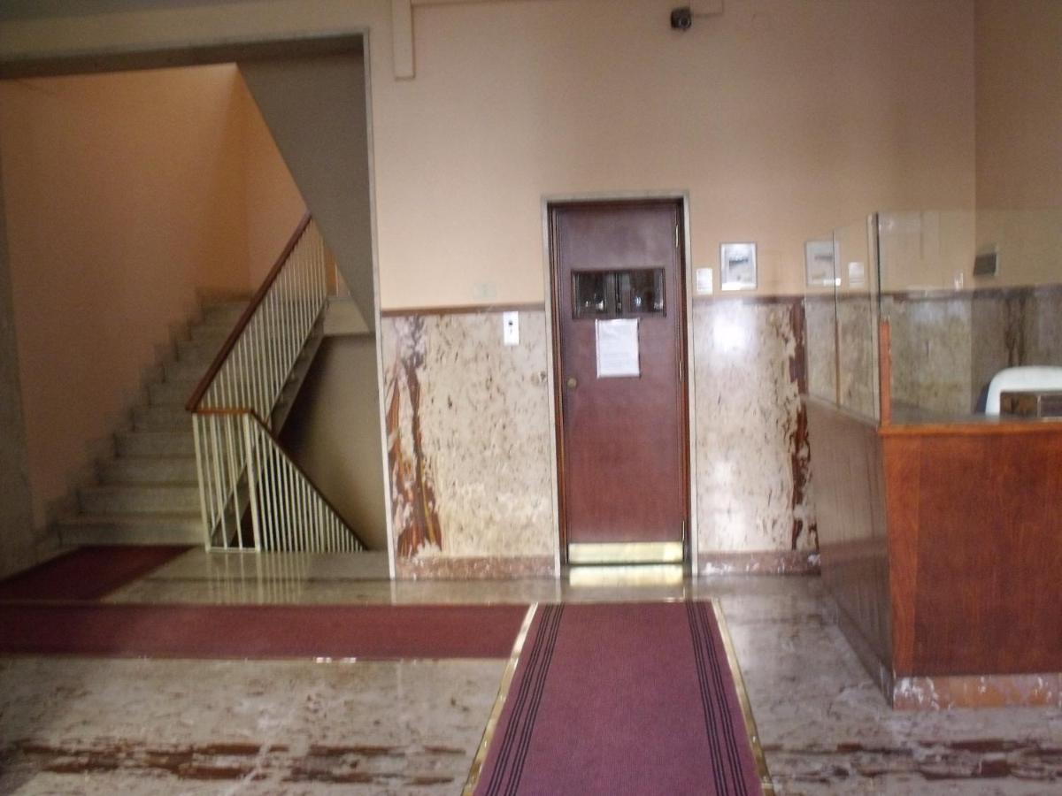 Hotel Plaza Ungheria 巴勒莫 外观 照片