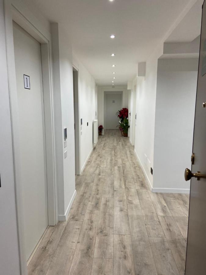 Hotel Plaza Ungheria 巴勒莫 外观 照片
